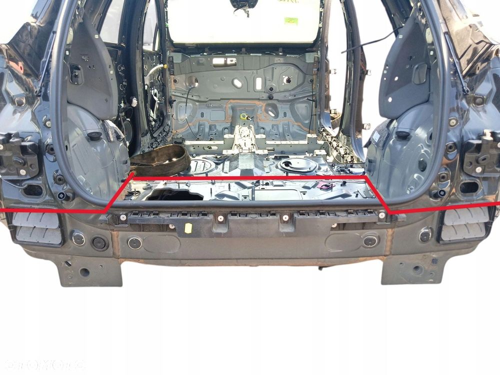 PAS TYLNY WANNA RENAULT CAPTUR II LAK: TEGNE (19-24) - 1