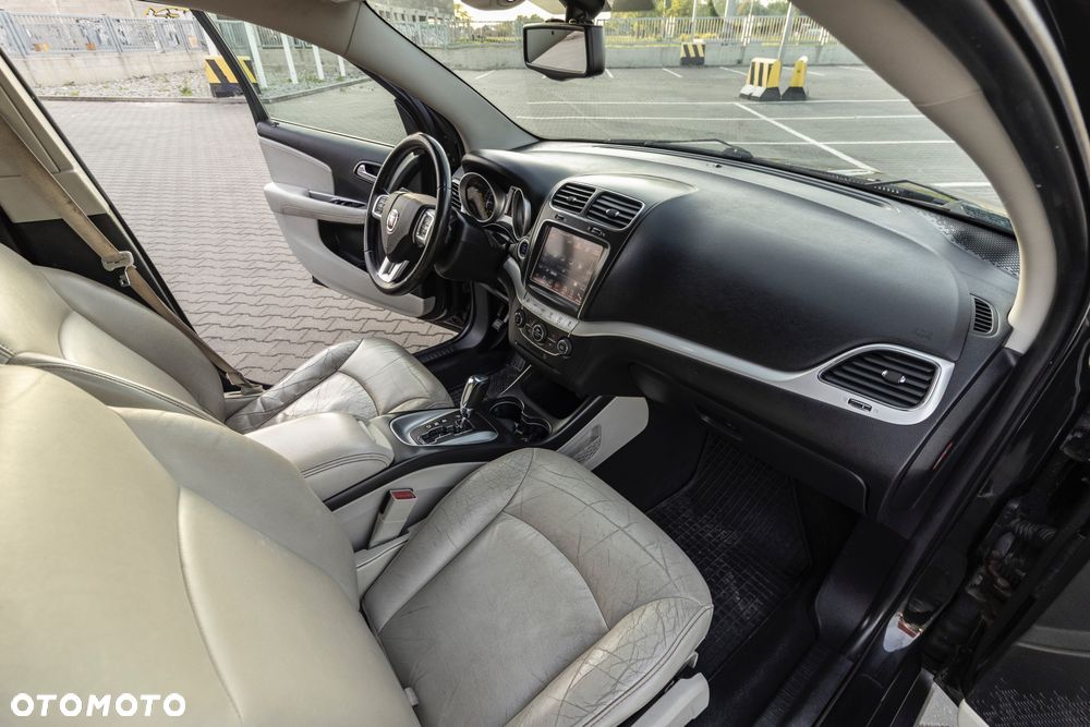 Fiat Freemont 3.6 V6 Lounge - 34