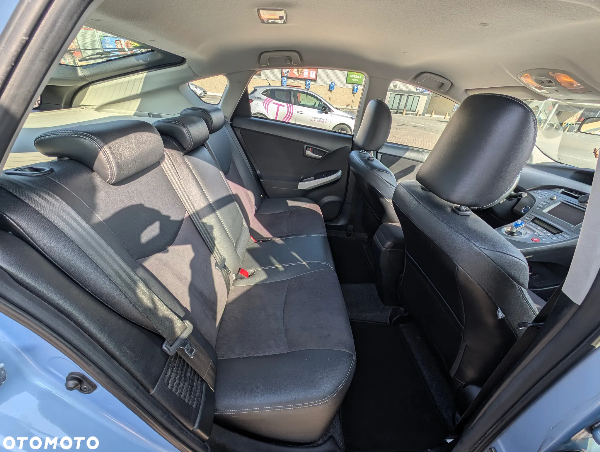 Toyota Prius Plug-in 1.8 HSD Prestige - 15