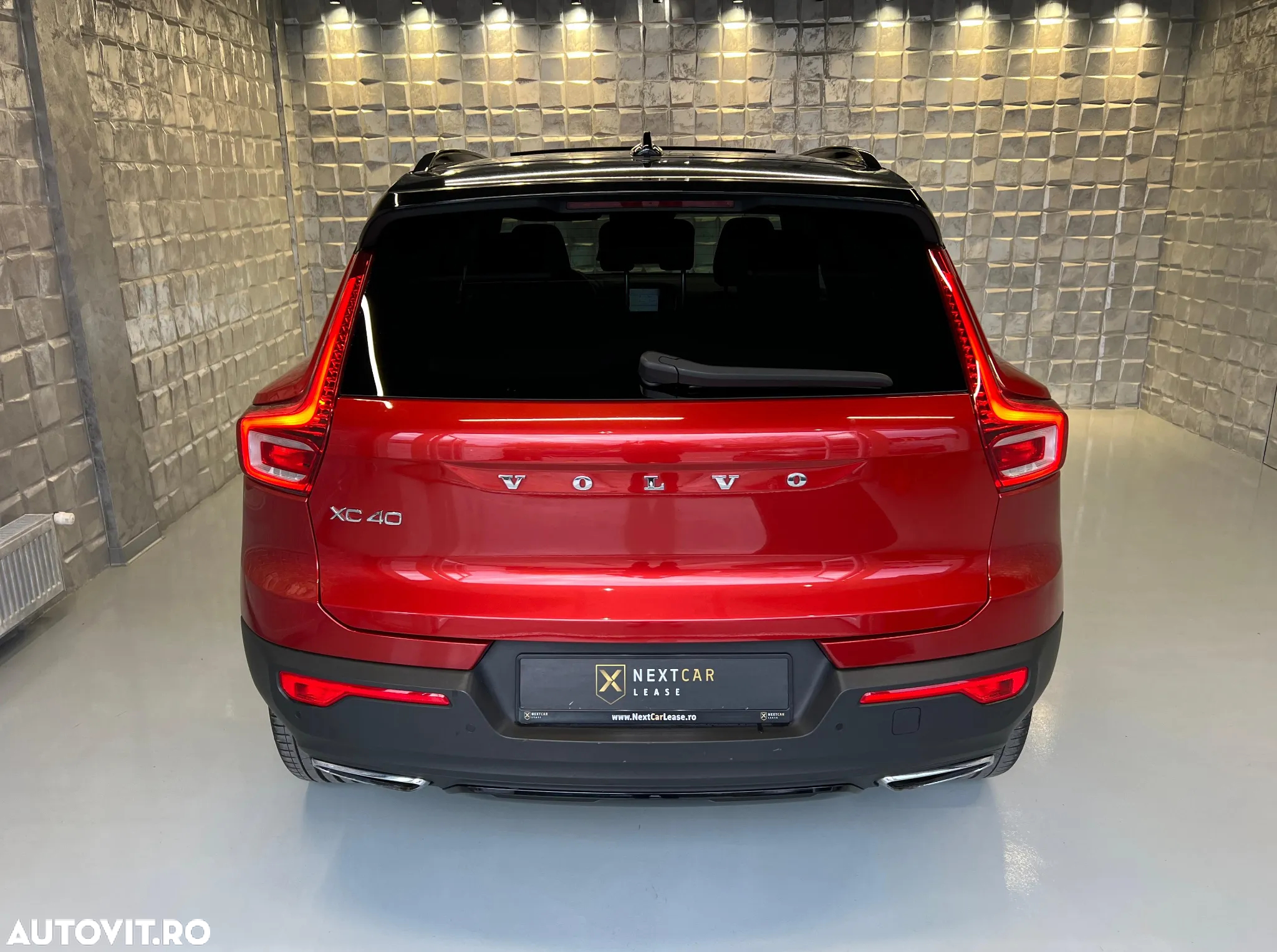 Volvo XC 40 D4 AWD Geartronic R-Design - 5