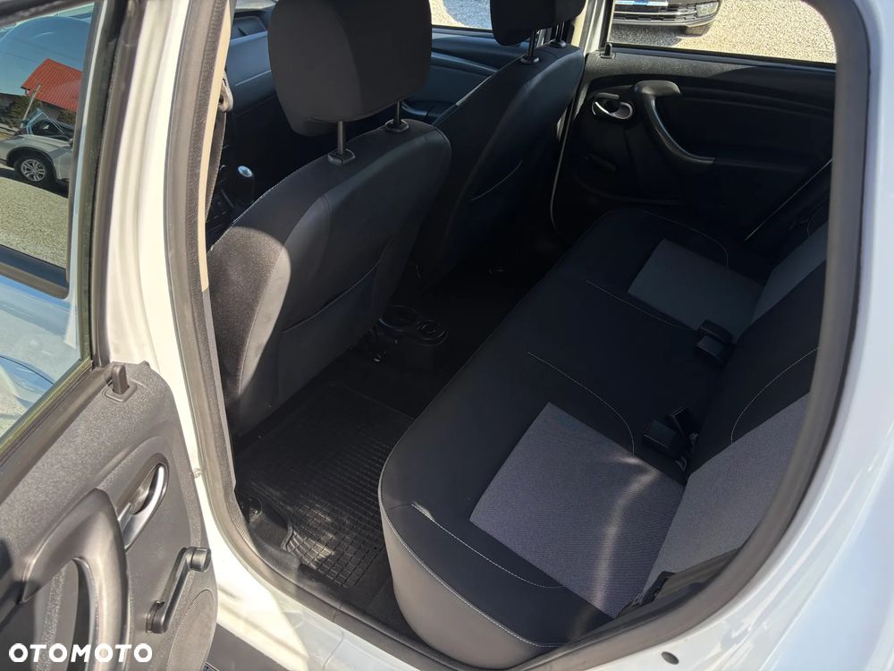 Dacia Duster 1.6 SCe Prestige - 31