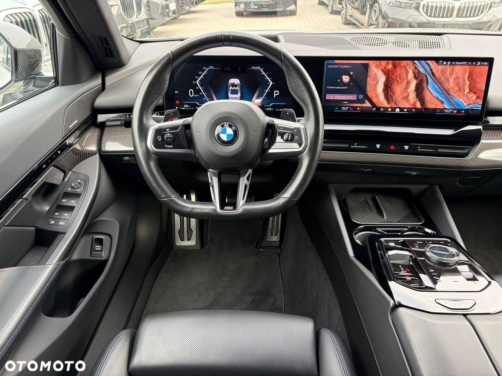 BMW Seria 5 520d xDrive mHEV M Sport - 18