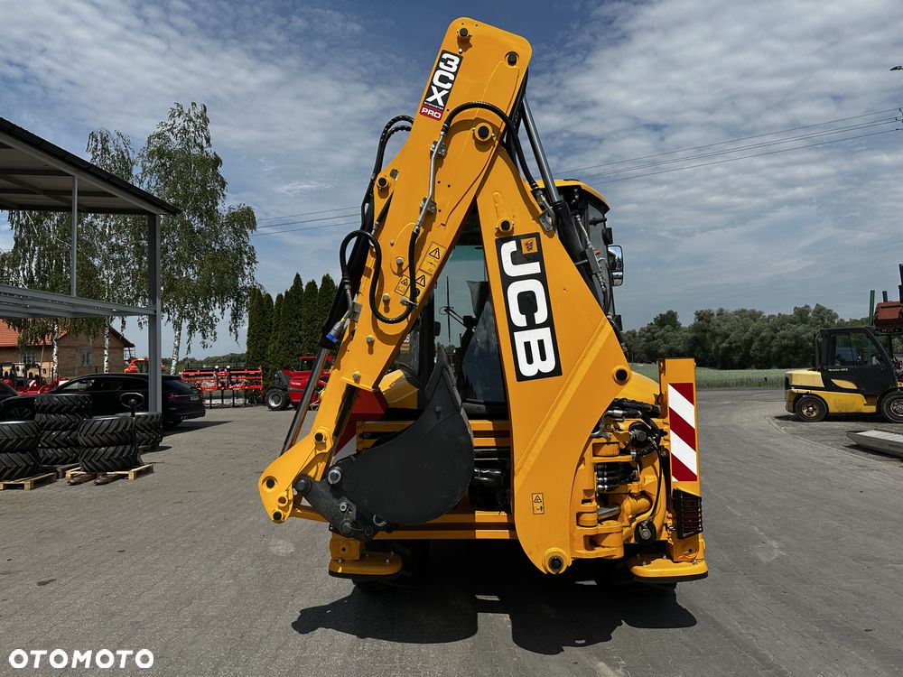 JCB 3CX PRO - 7