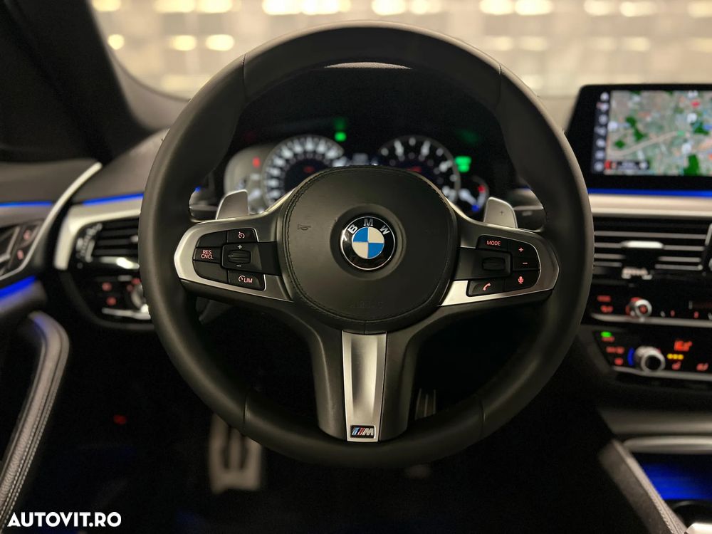 BMW Seria 5 520d xDrive AT - 20