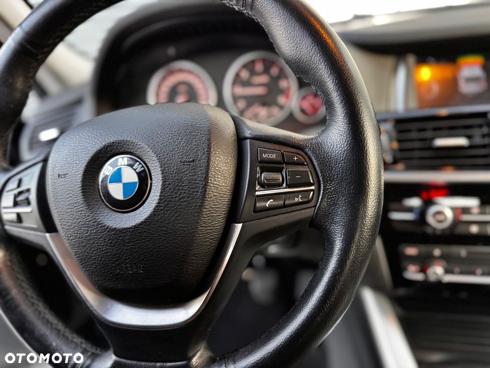 BMW X3 xDrive20d Advantage - 31