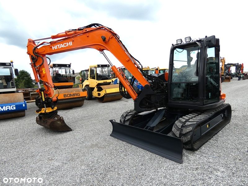 Hitachi ZAXIS 85USB / ROTOTILT / Tylko 5.541mtg / Nowe gasienice / - 9