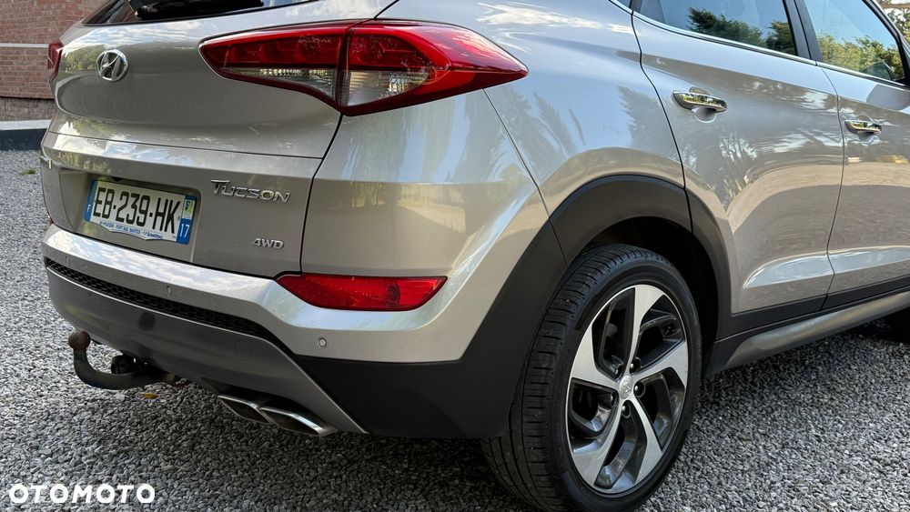 Hyundai Tucson 2.0 CRDi 4WD Intro Edition - 16