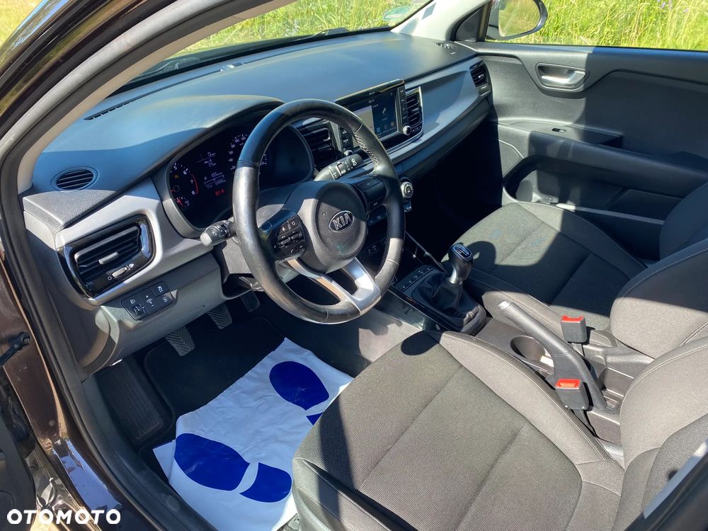 Kia Rio - 9