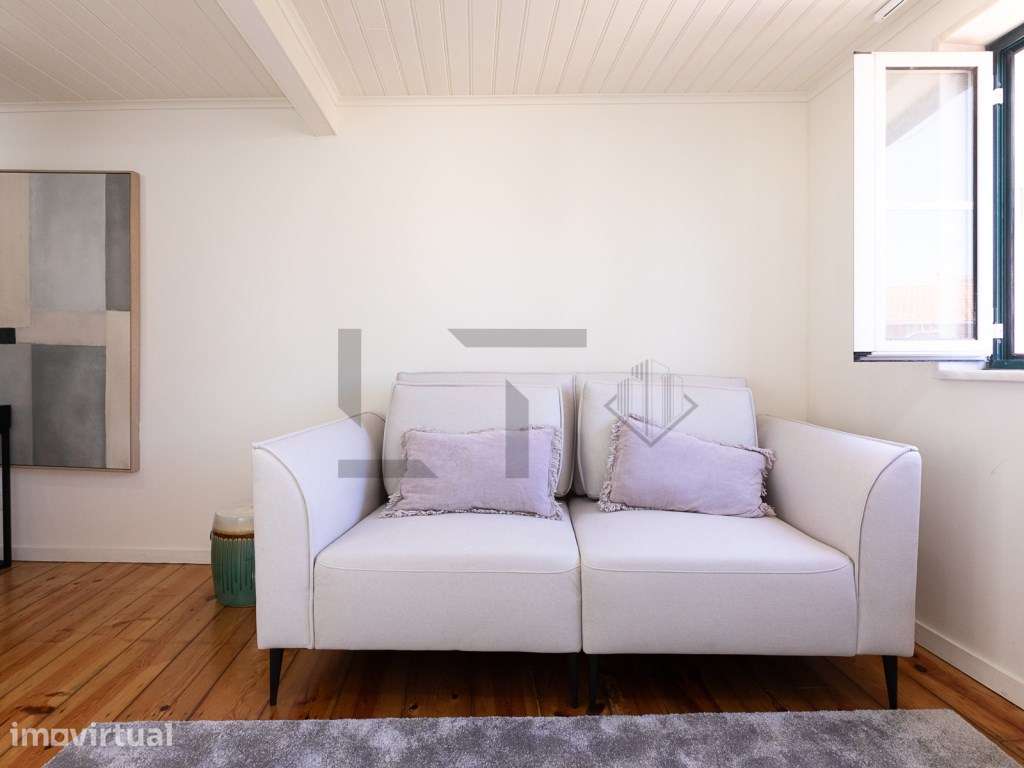 Apartamento T2 Triplex com Vista Rio, com Yield de 6% à Venda nas P... - Grande imagem: 2/26