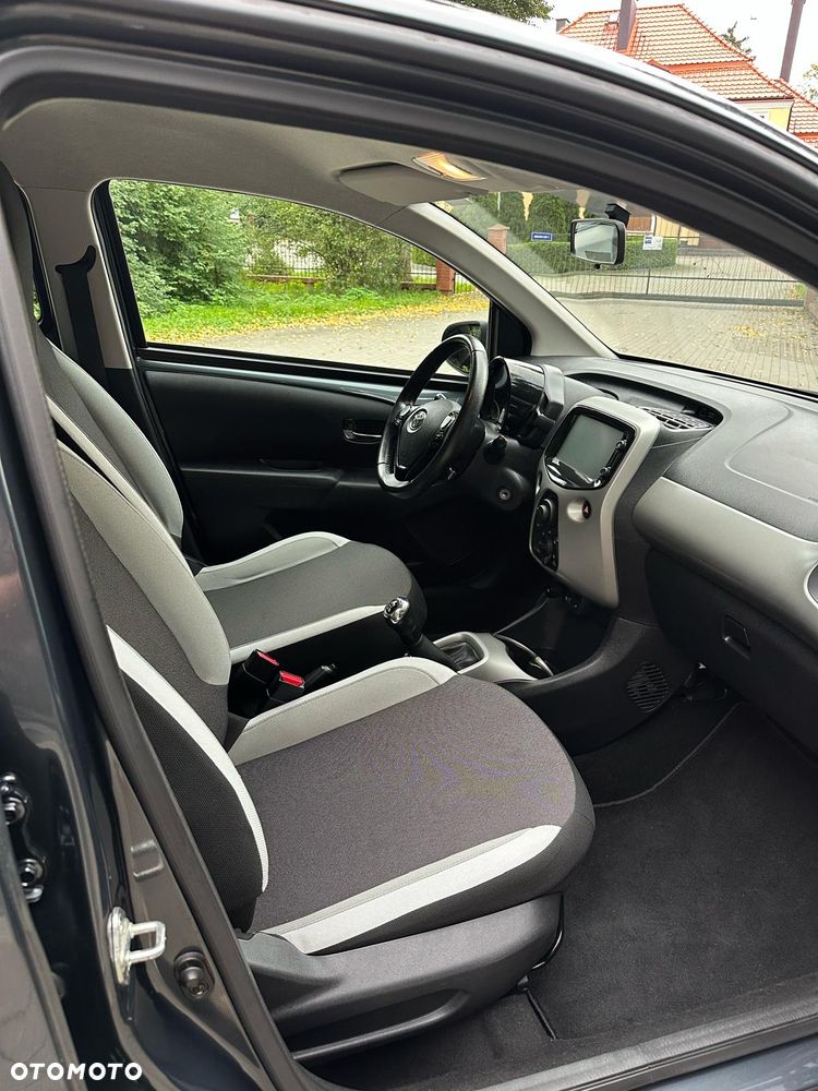 Toyota Aygo 1.0 VVT-i Sprint EU6 - 19