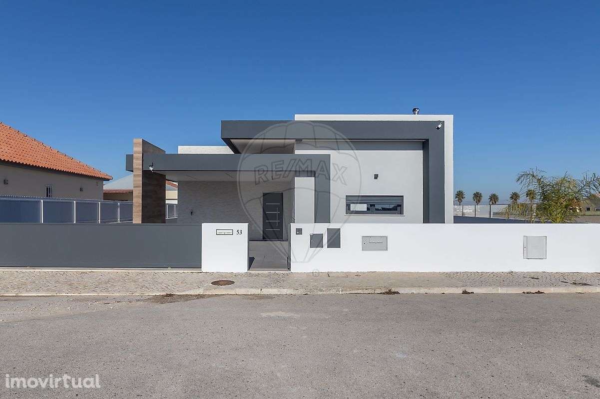 Moradia T2 para venda - Grande imagem: 3/49