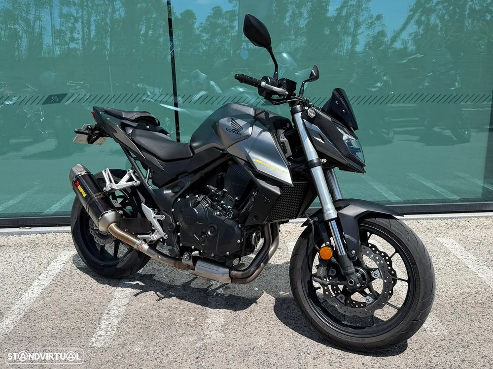 Honda CB 750 HORNET - 1