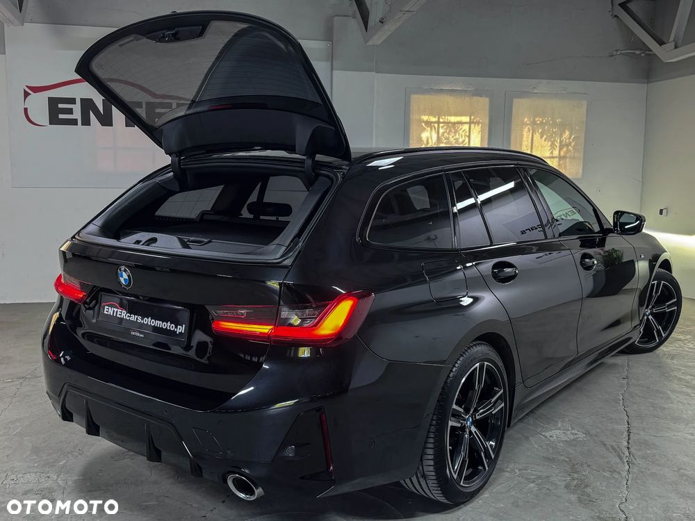 BMW Seria 3 320d xDrive M Sport Shadow - 19