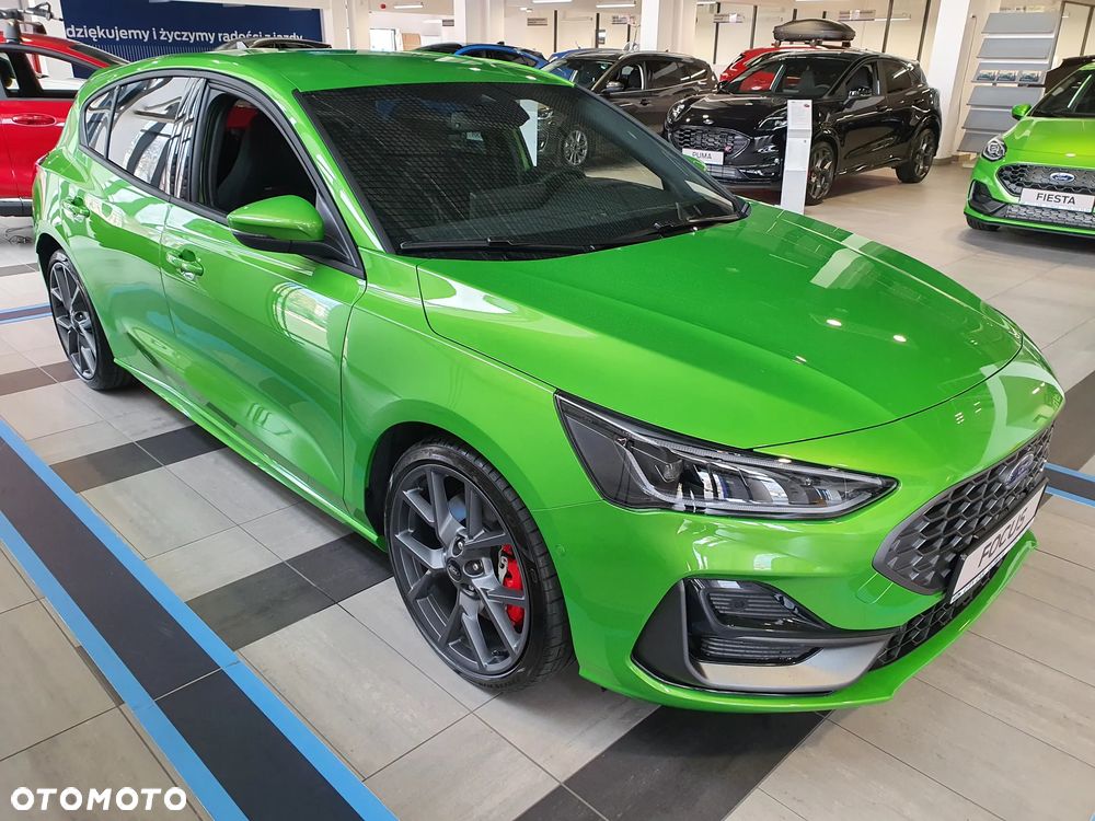 Ford Focus 2.3 EcoBoost ST X - 2