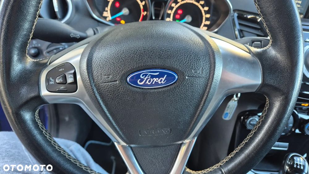 Ford Fiesta 1.0 EcoBoost Silver X Plus 2 (Titan.) ASS EU6 - 6