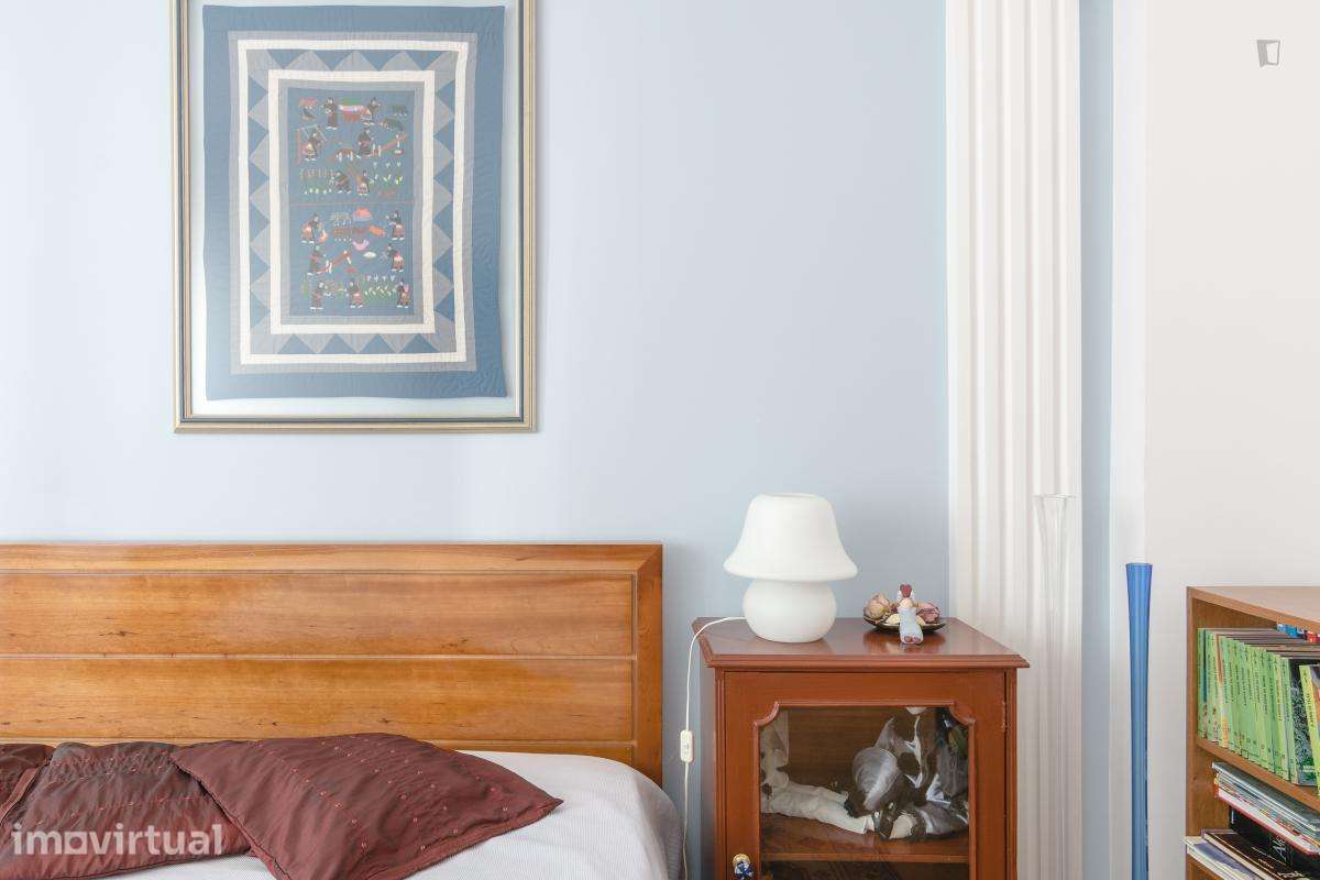 Quarto - localizado em Carnide Lisbon - Grande imagem: 3/12