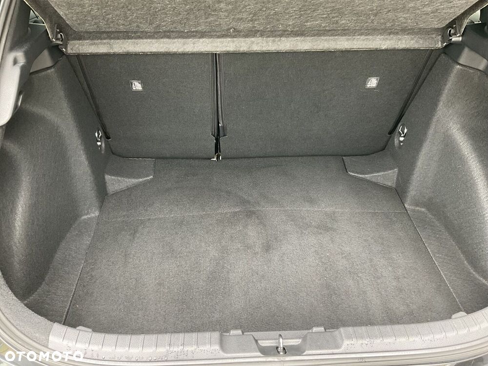 Toyota Corolla - 13