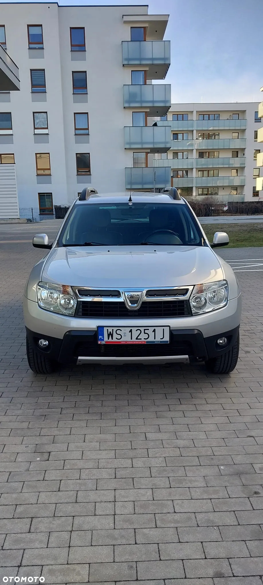 Dacia Duster 1.6 16V 4x2 Prestige - 2