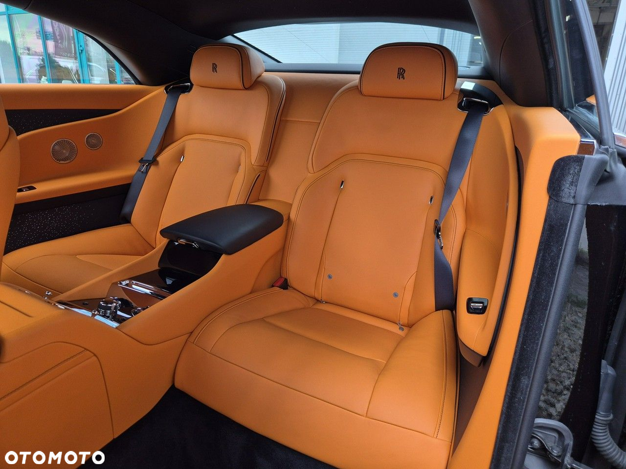 Rolls-Royce Spectre - 32