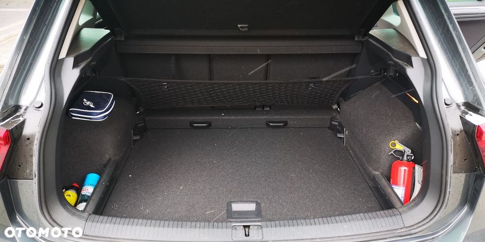 Volkswagen Tiguan - 12