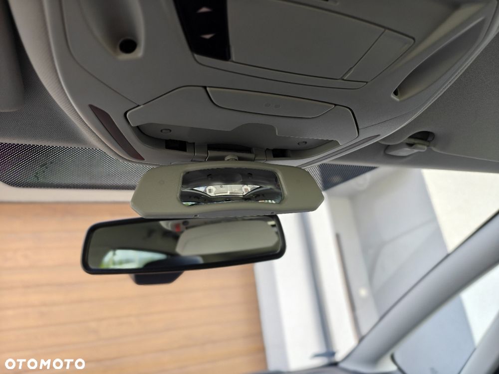 Ford S-Max 2.0 TDCi DPF Titanium X - 34