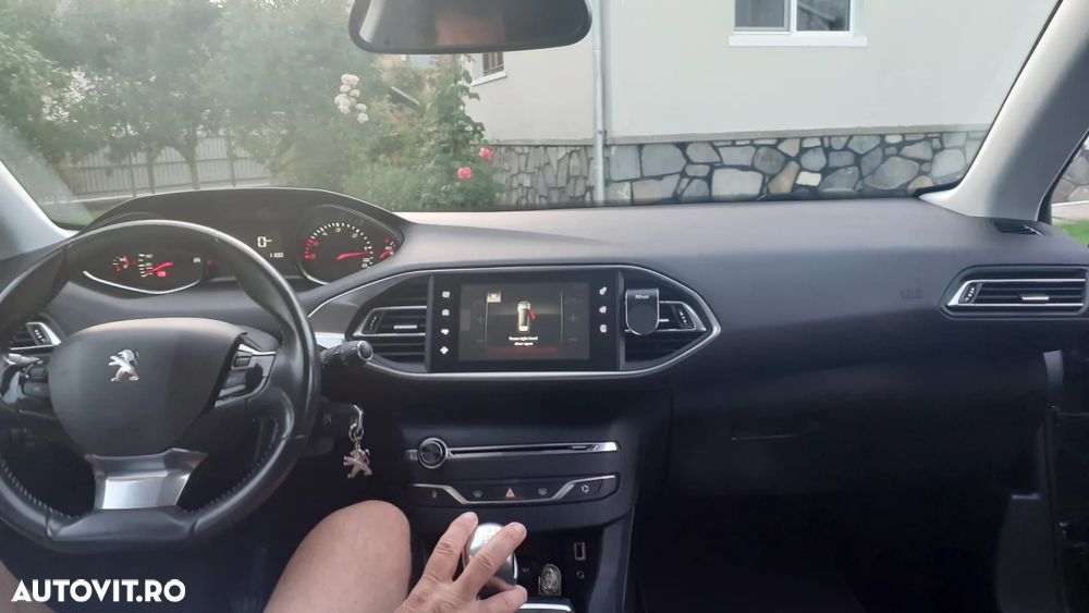 Peugeot 308 SW BlueHDi 120 Stop & Start Allure - 11