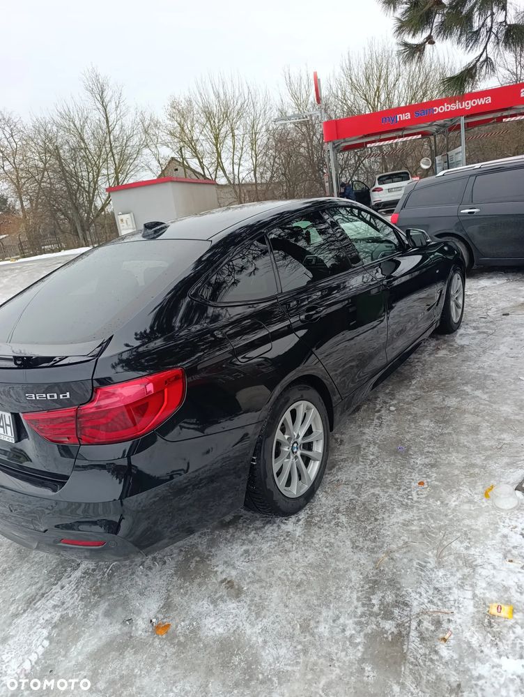 BMW Seria 3 320d - 10