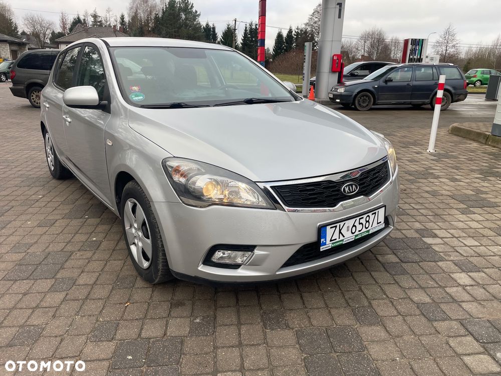 Kia Ceed 1.4 CVVT Attract - 5