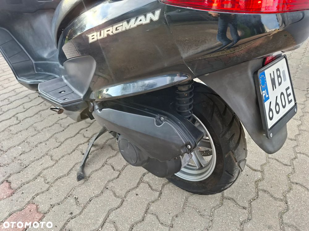 Suzuki Burgman - 10