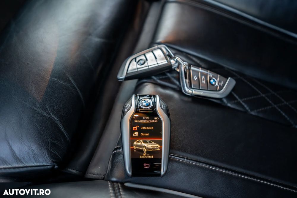 BMW Seria 7 740e iPerformance - 16