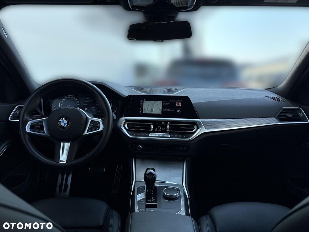 BMW Seria 3 318d M Sport - 6
