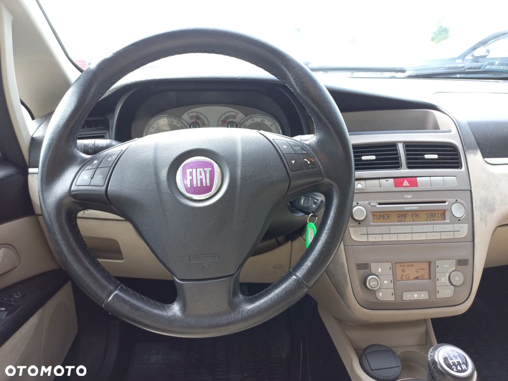 Fiat Linea 1.4 T-Jet 16V Emotion - 14