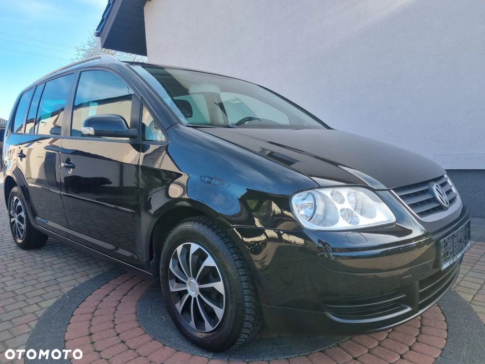 Volkswagen Touran 2.0 TDI DPF Highline - 19
