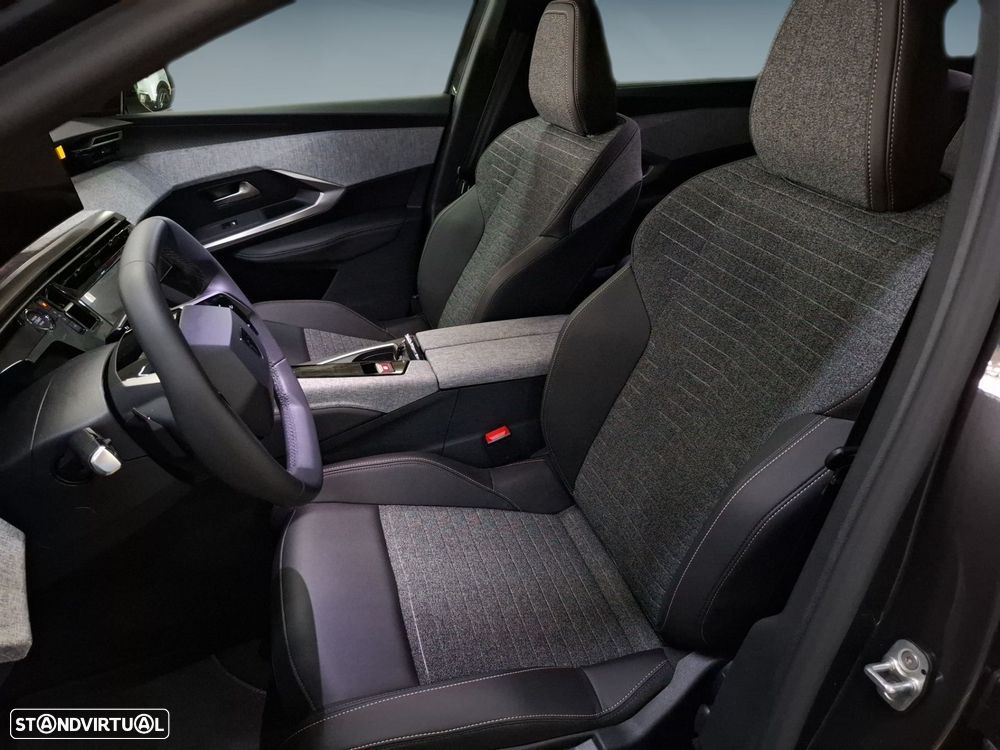 Peugeot 5008 1.2 Hybrid Allure e-DCS6
