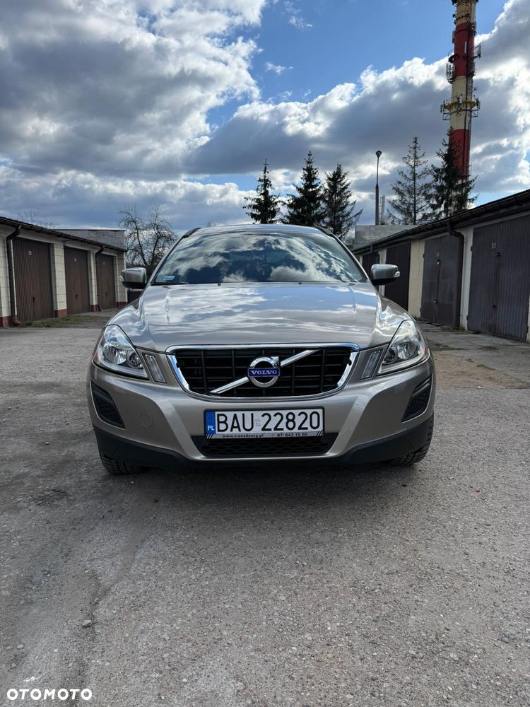 Volvo XC 60 T5 Momentum - 2