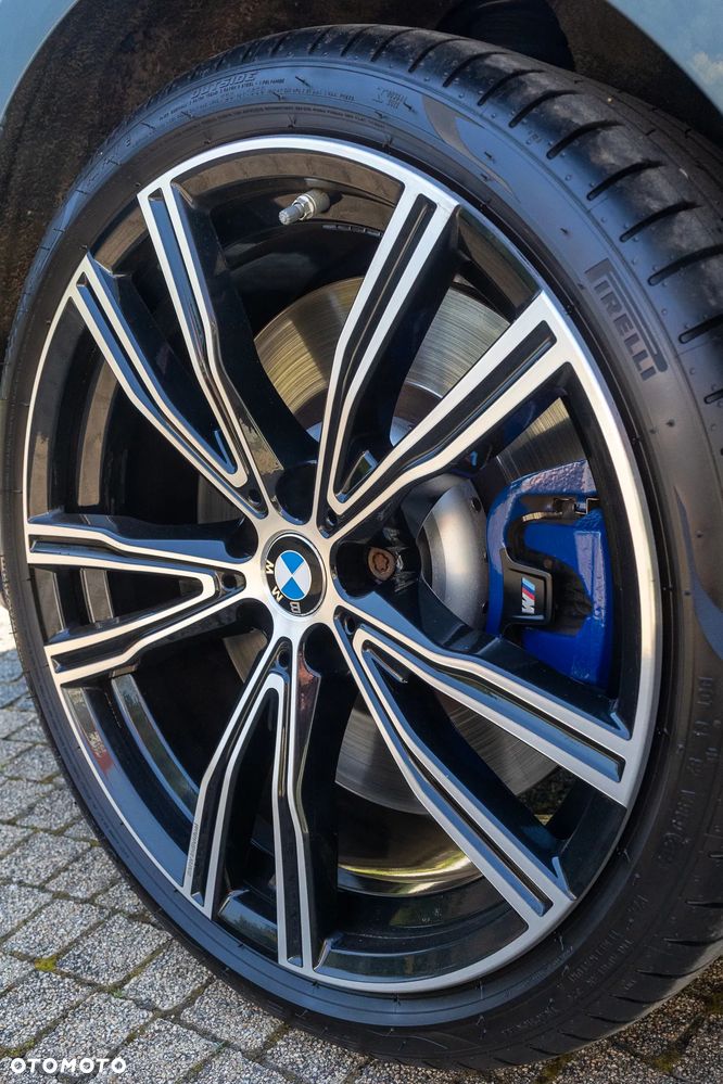 BMW Seria 8 - 12