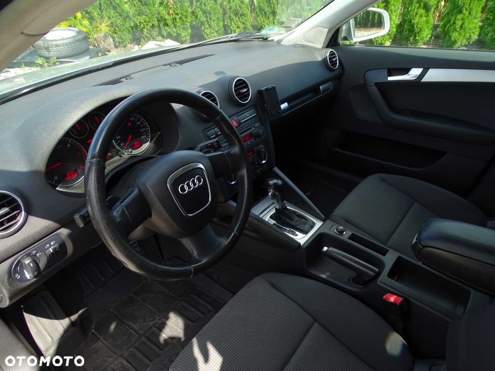 Audi A3 Sportback - 7