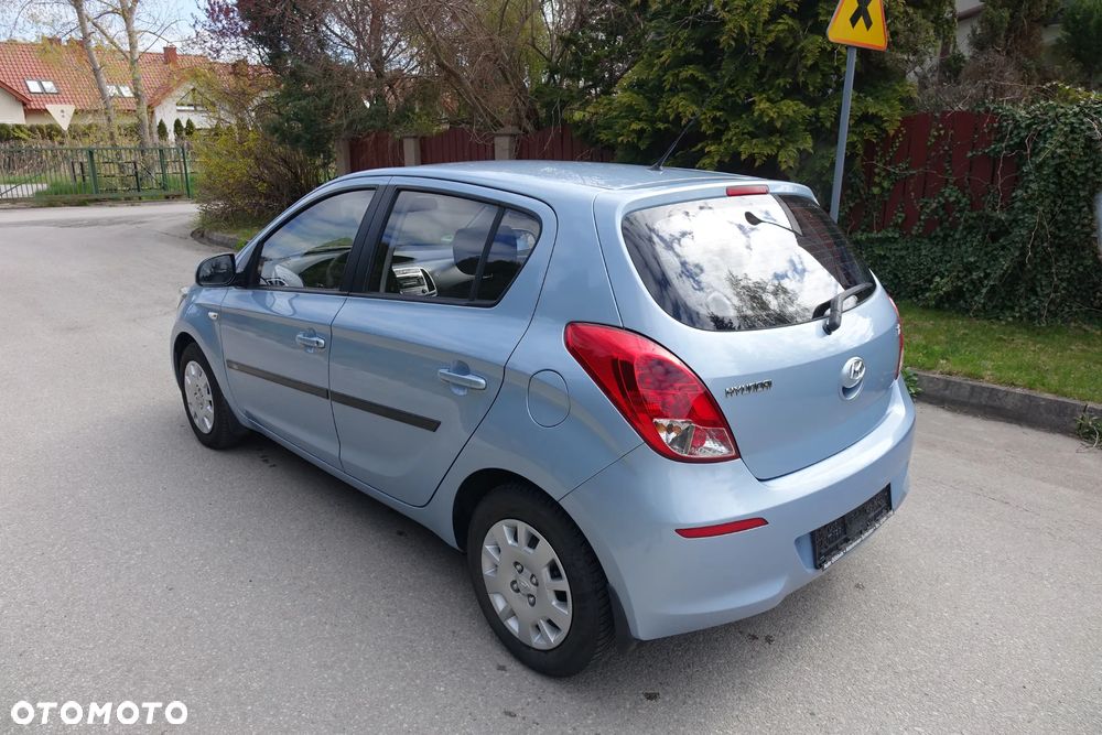 Hyundai i20 - 8