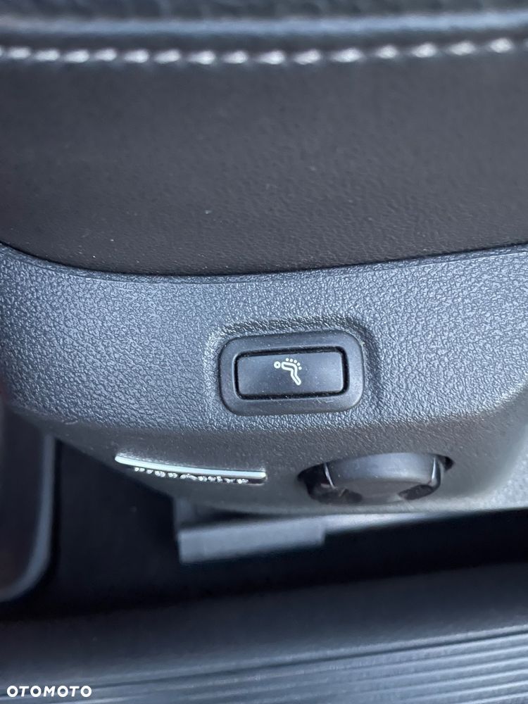 Volkswagen Golf 1.6 TDI BMT Highline DSG - 9