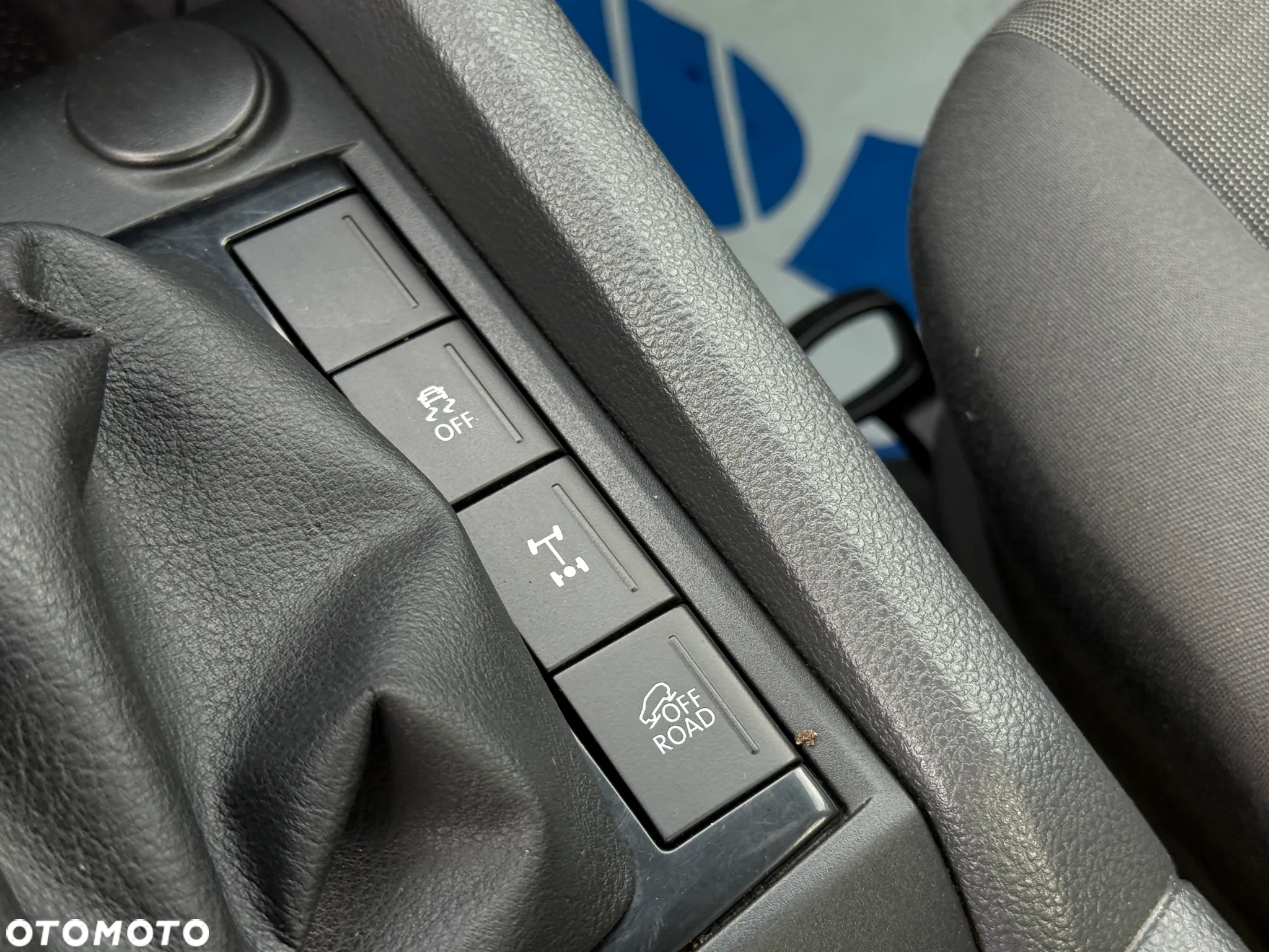 Volkswagen Amarok DC 2.0 TDI 4Mot Basic - 26