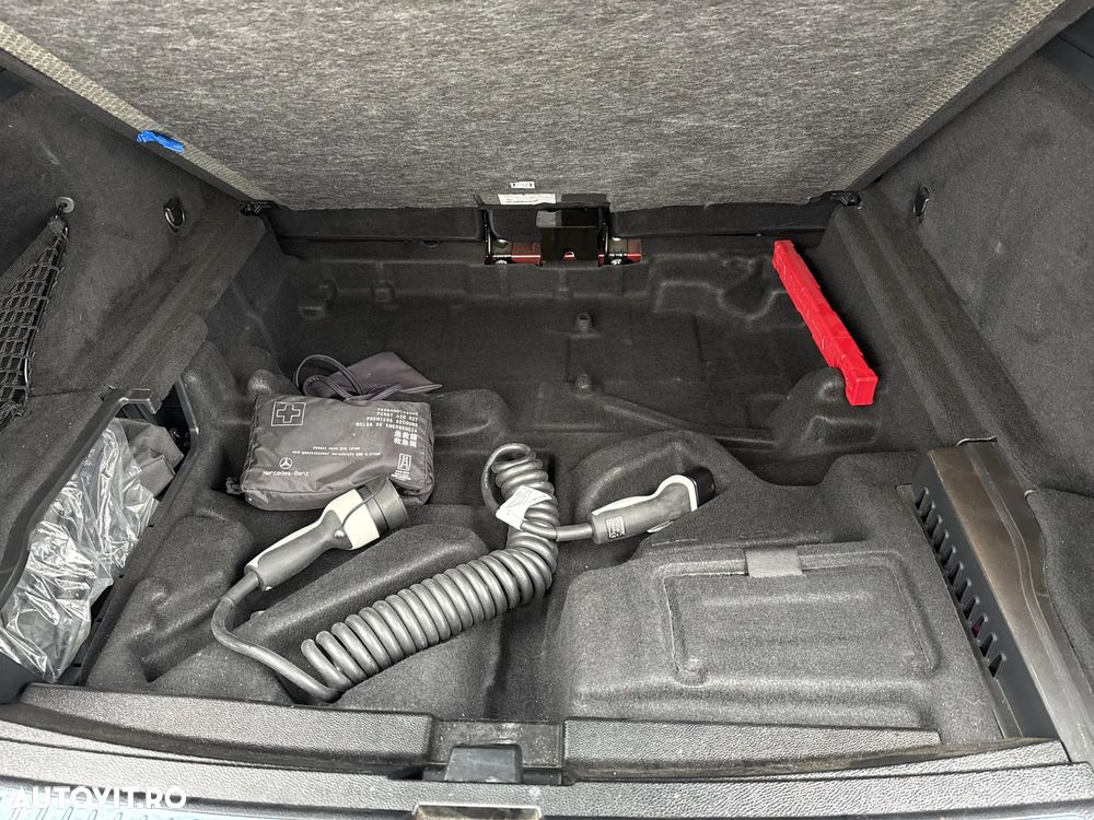 Mercedes-Benz EQC 400 4MATIC AMG Line - 26