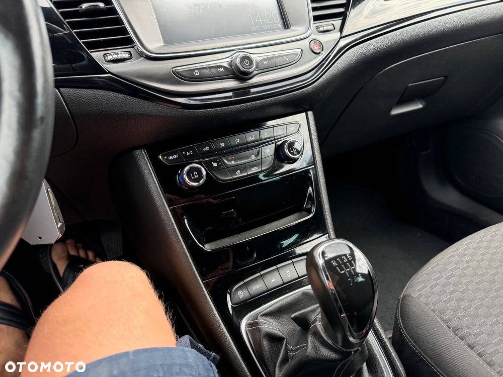 Opel Astra 1.4 Turbo Dynamic - 10