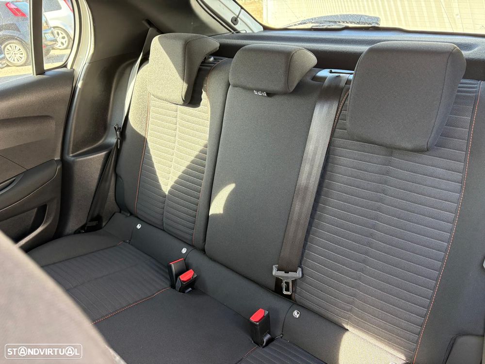 Peugeot 208 1.2 PureTech Active Pack - 10