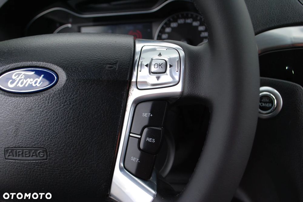 Ford S-Max 2.0 TDCi DPF Titanium - 16