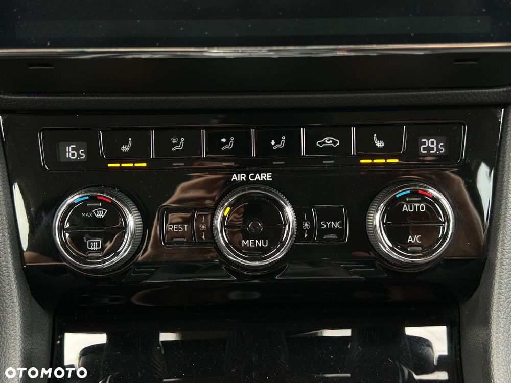 Skoda Superb 2.0 TDI Style - 27