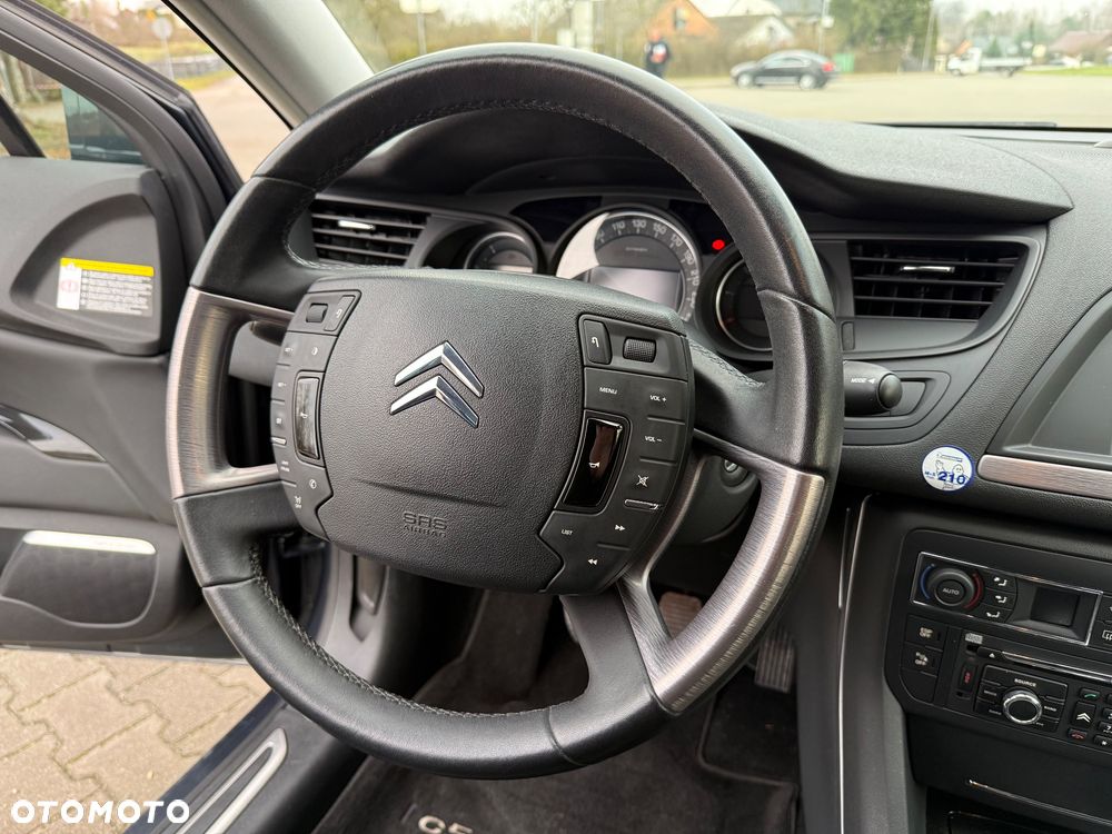 Citroën C5 HDi 135 Exclusive - 22