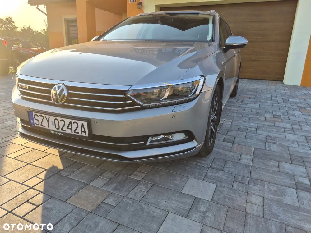 Volkswagen Passat 2.0 TDI SCR 4Mot DSG Highline - 4