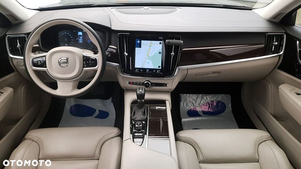 Volvo V90 - 19