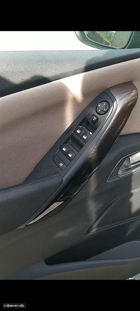 Citroën C4 Picasso 1.6 e-HDi Exclusive - 11