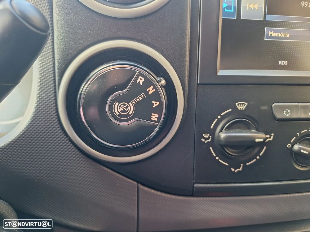 Peugeot Partner 1.6 HDi L1 Premium Automática - 19